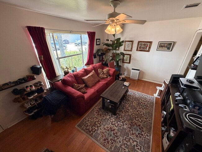 4910 Grover Ave