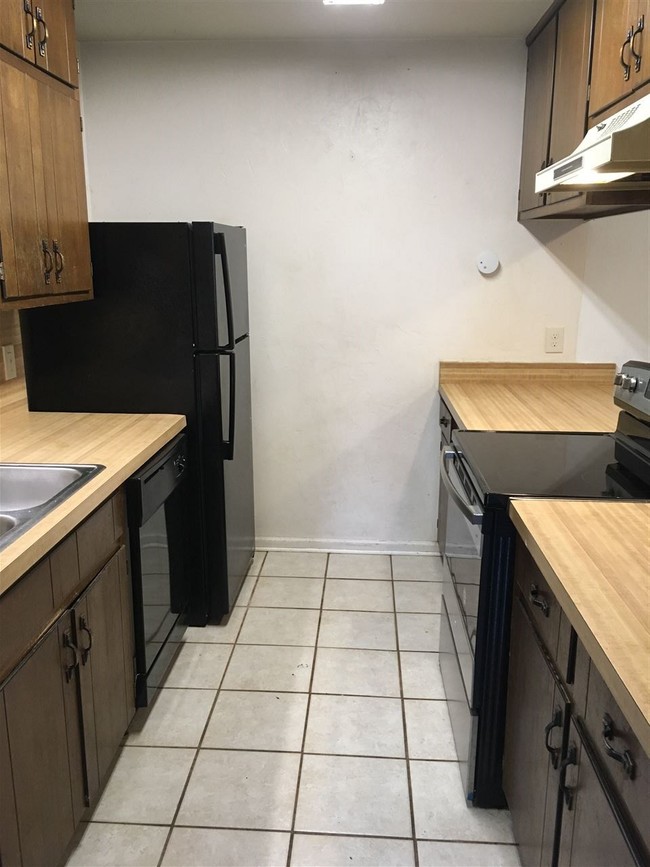 Photo - 2007 Bradford Ct