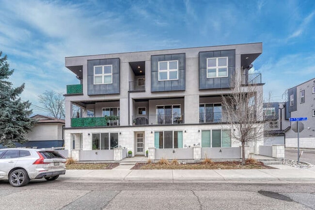 Middle Unit B - 7881 W 51st Ave Townhome