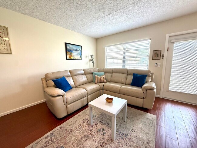 Photo - 143 Dorset D