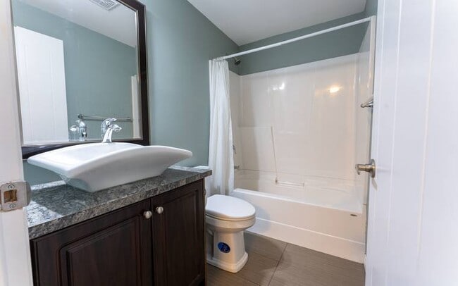 Photo - 502 Evergreen Boulevard