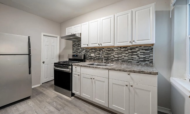 Photo - 281X W Franklin st 21223