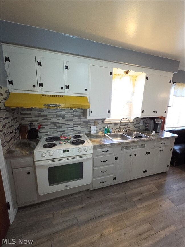 Photo - 4148 E 189th St