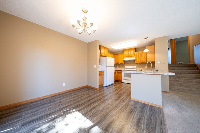 15645 Float Ct