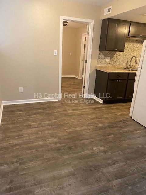 Photo - 31 Rosehaven Dr Unit A