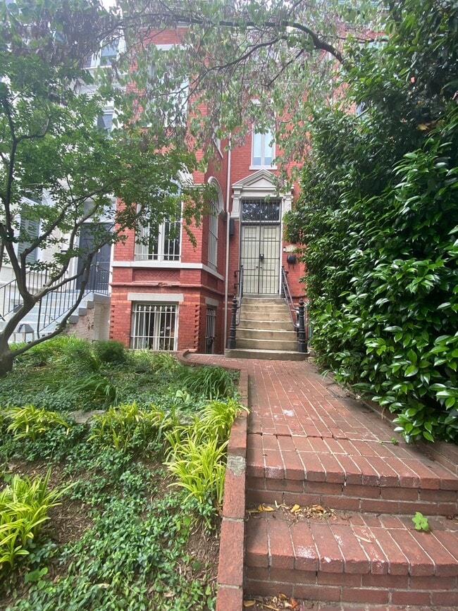 Photo - 1507 R St NW