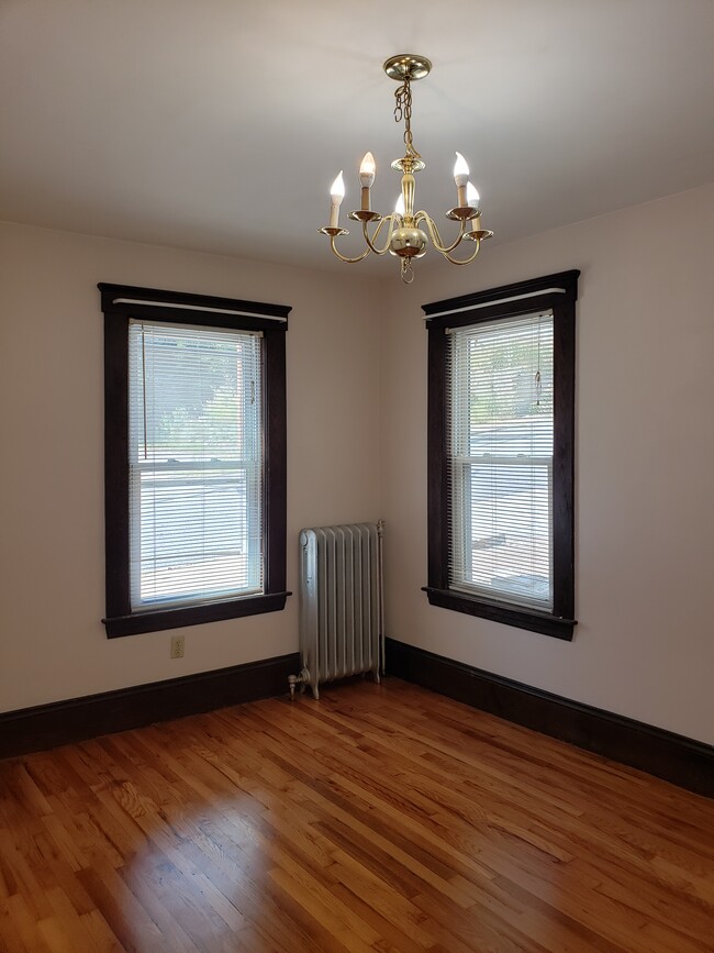 Building Photo - 9 Waverly St Unit 9 Waverly St.