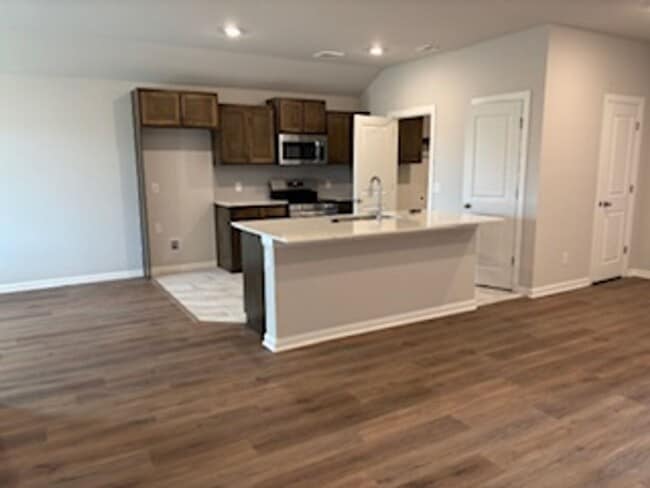 Photo - Newly Built!