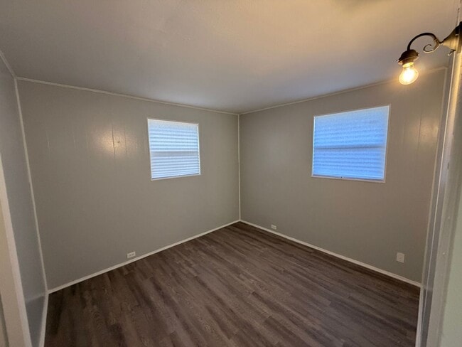 Photo - Updated & Affordable 2/1 Gem in Westside Jax!