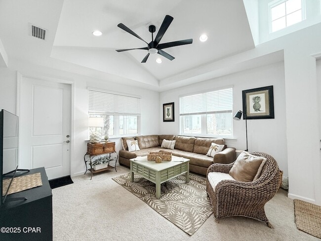 Building Photo - 8734 Sand dollar Dr Rental