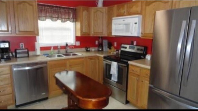 Photo - 538 Pride Avenue