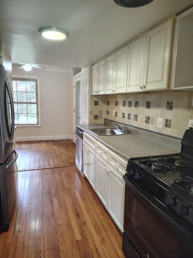 Photo - ?? Your Dream Home Awaits! Spacious 4-Bedroom Home