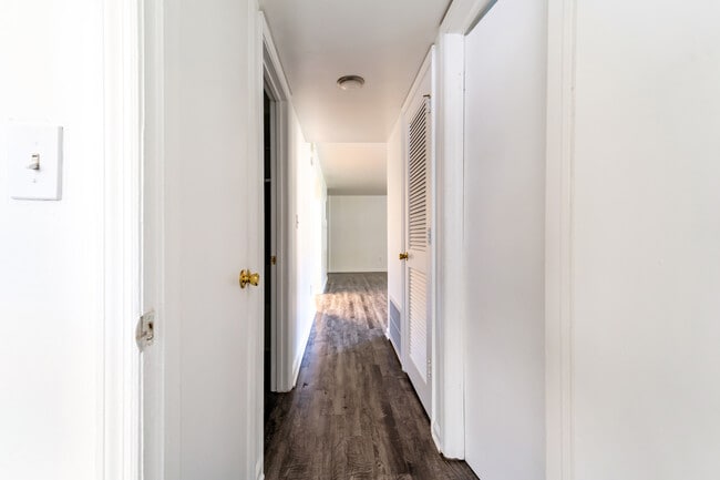 Springhill Village Apartments