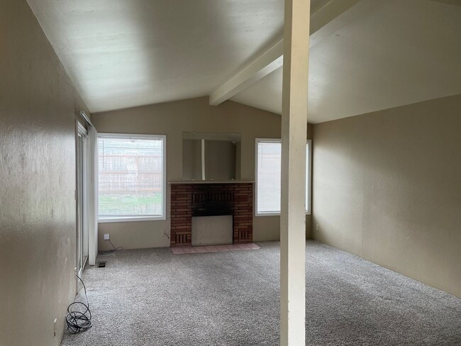 Photo - Nice 3 Bedroom 1.5 Bathroom Home w/Large fully Fenced Back Yard