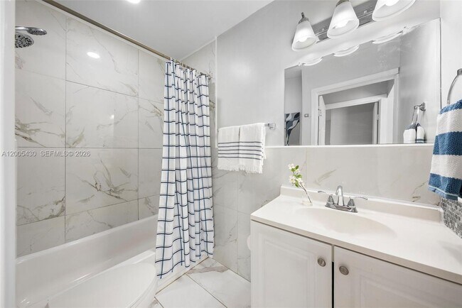 Photo - 31 NW 108th Ct