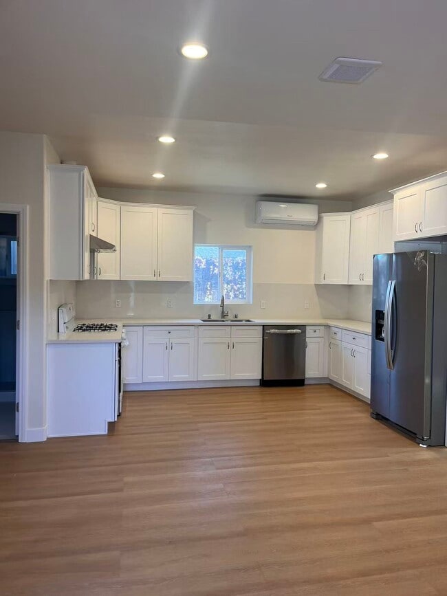 Photo - 11608 Rose Hedge Dr