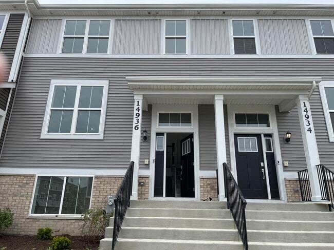 Building Photo - 14936 S McCarthy Cir