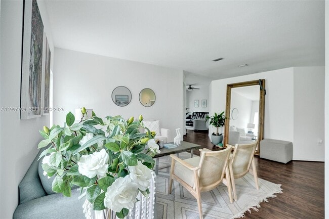 Photo - 4102 Sapphire Terrace