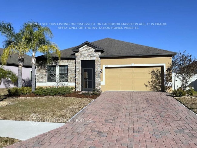 Building Photo - 7526 39th Ave E