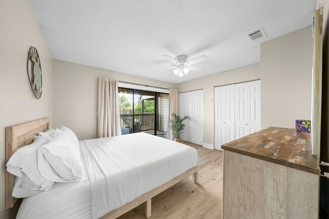Photo - 17620 Front Beach Rd Condo