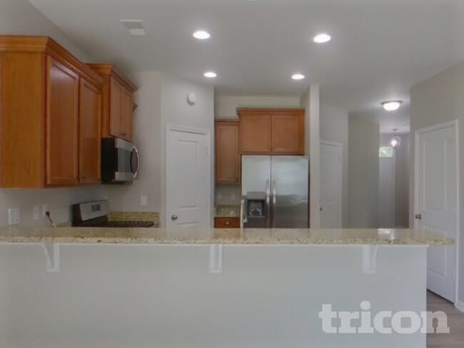 Photo - 437 Eastfair Dr