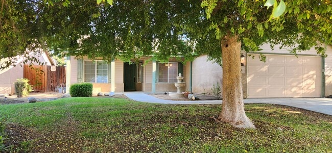 Building Photo - 9810 Manhattan Dr Rental