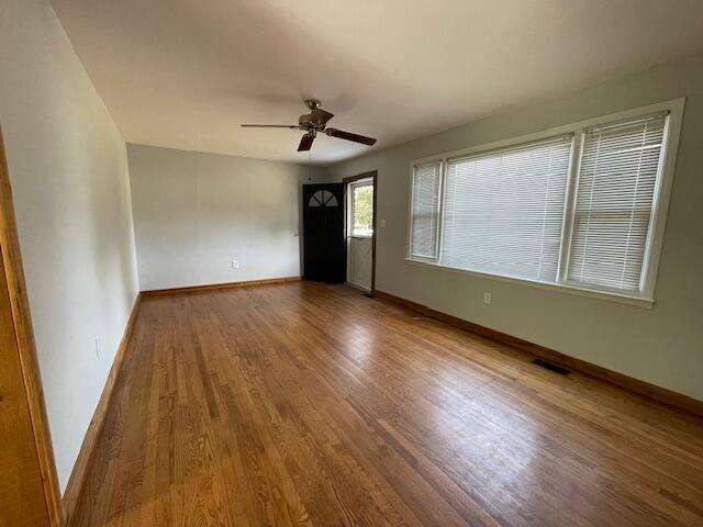 Photo - 12 Walters Way