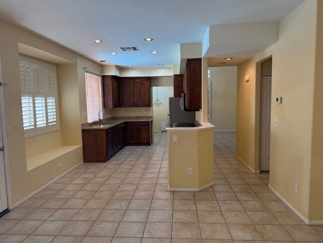 Photo - Beautiful Home with Pool near Tropicana and Buffalo