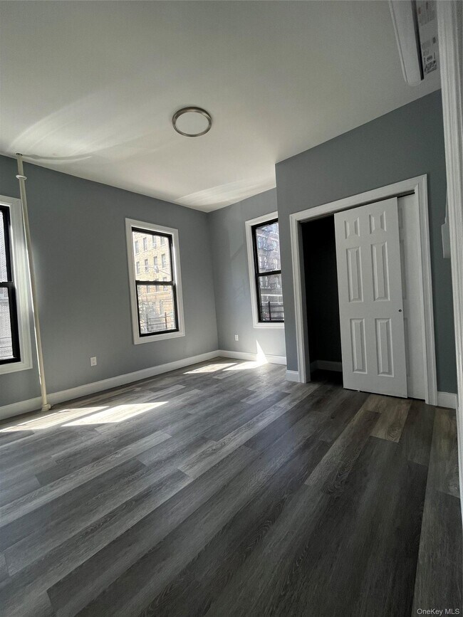 Photo - 3294 Hull Ave Unit 3