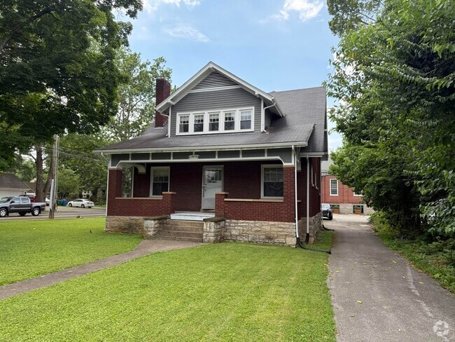 Building Photo - 1815 Nicholasville Rd Rental