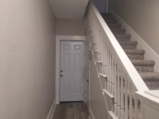 Photo - Spacious lower level 2 bedroom