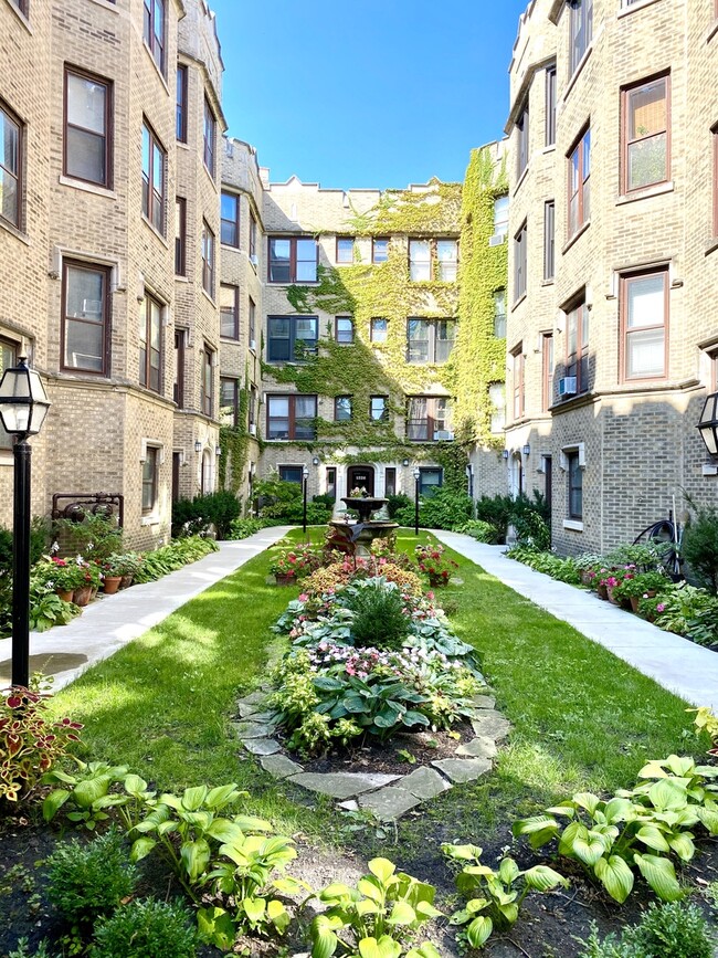 Photo - 1226 W Jarvis Ave Condo Unit 2W