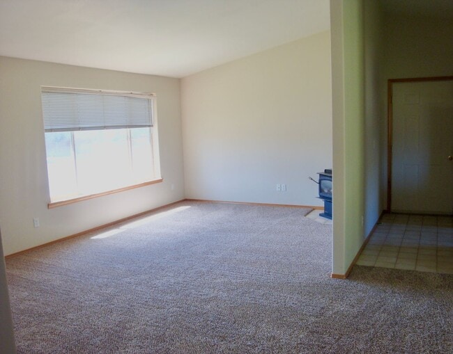 Photo - 2144 SW Reindeer Ave Unit 2144