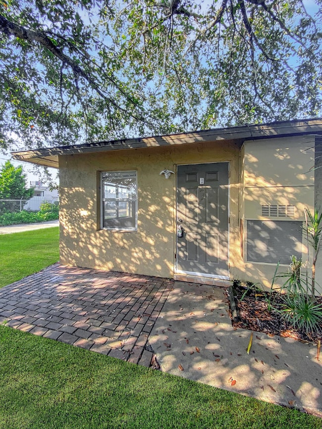 Photo - 13037 First St