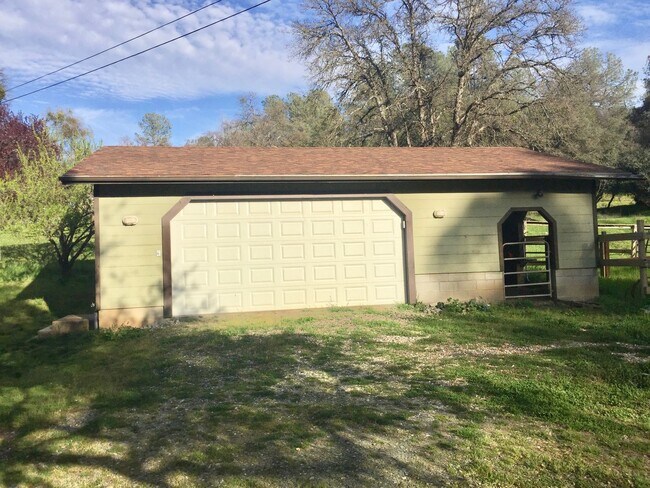 Photo - Completely Renovated in 2012; adorable energy-efficient Country home w/ Guest House on 1 mostly l...