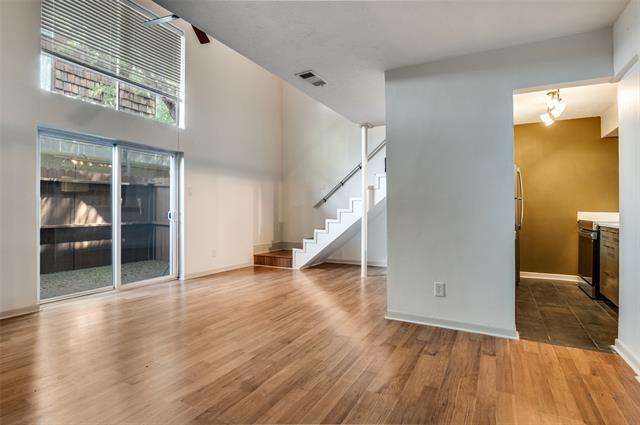 Photo - 3105 Wycliff Ave