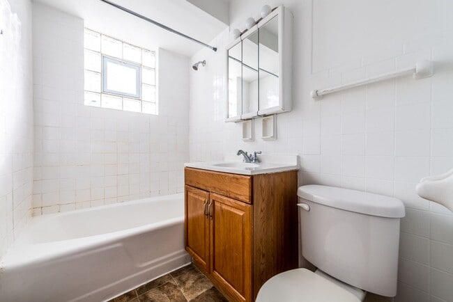 Photo - 14127 S School St Riverdale, IL 60827