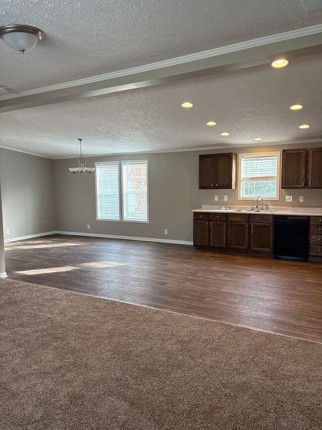 Photo - 11097 Indianwood Ct