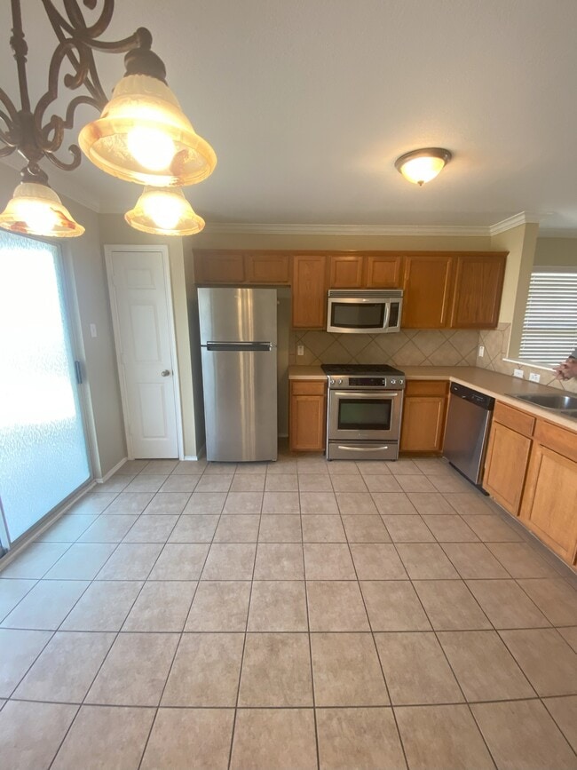 Photo - 347 Old W Trail