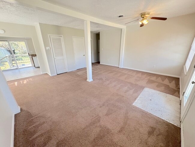 Photo - 431 Seaboard Ave