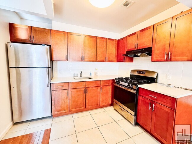 Photo - WEST 129 STREET Unit 5