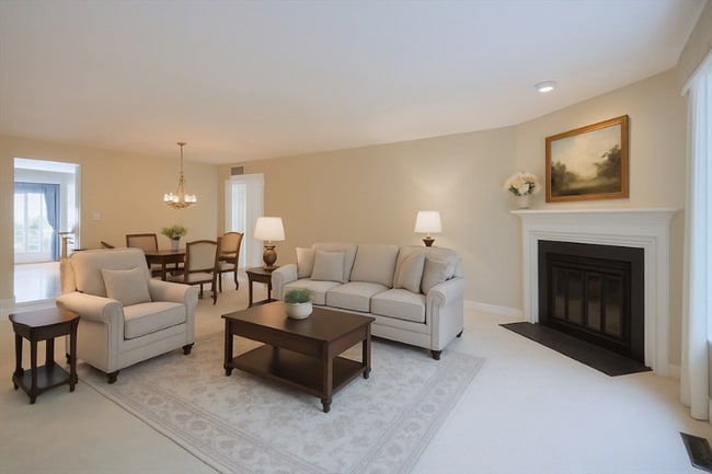 Photo - 3606 Knightsbridge Close