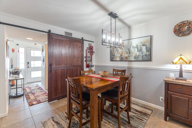 Photo - 6339 Del Monte Dr Unidad 95