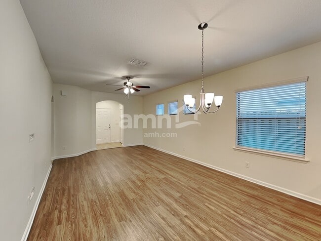 Photo - 235 Buck Run Way