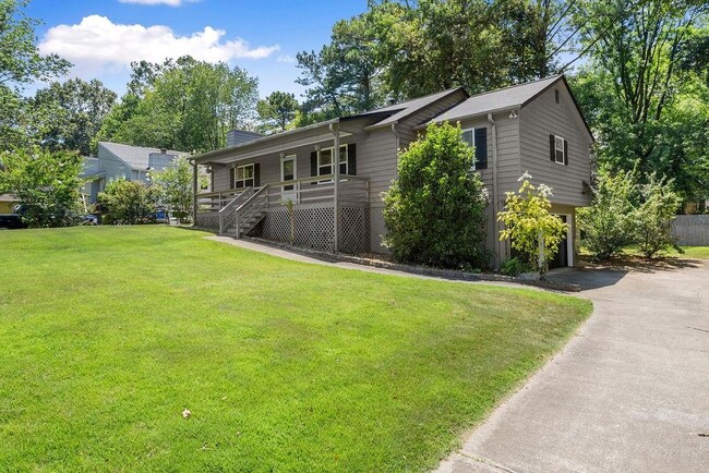 Photo - 4035 Thames Dr