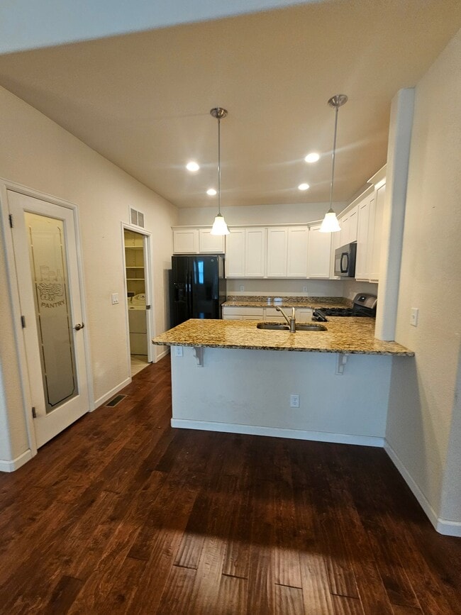 Photo - 6613 Folsom Hts