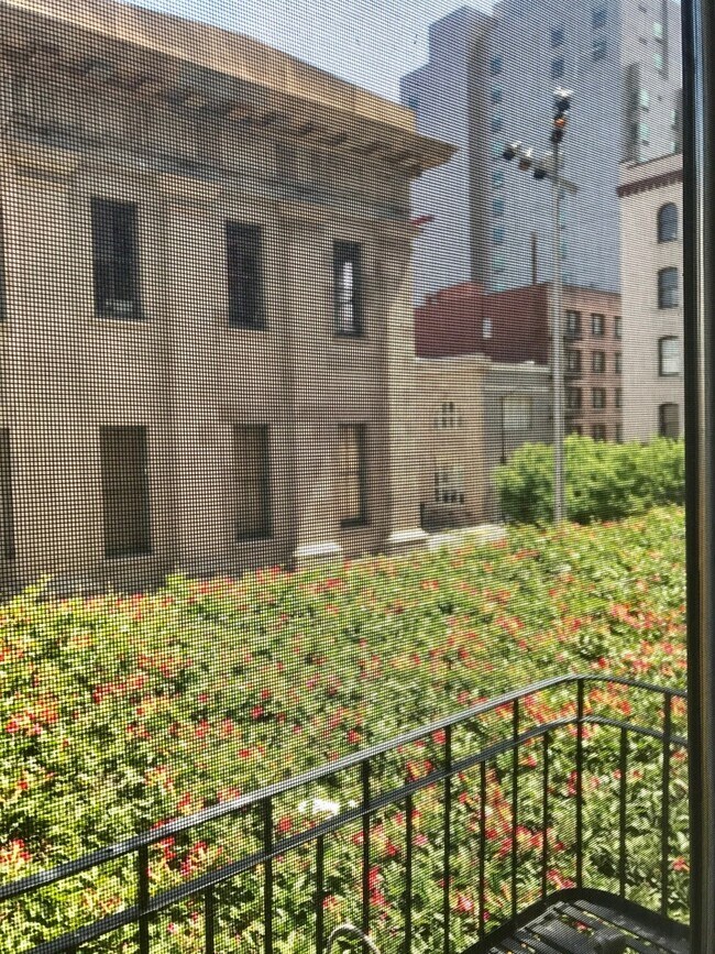 Photo - Mint Plaza Loft - Roof Deck & Pet Friendly...