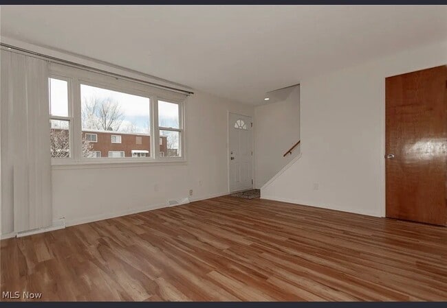 Photo - 1543 Severn Ln Unit 6