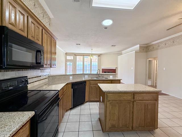 Photo - 8166 Berkshire Dr