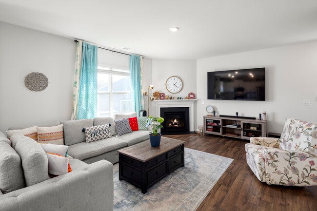 Photo - 172 Monroe Creek Blvd